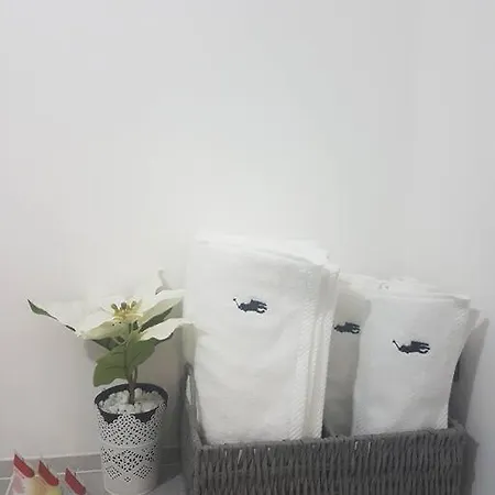 Cosy 2 Bedroom In *