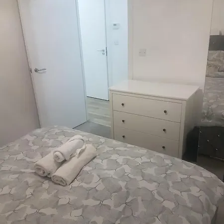 Cosy 2 Bedroom In Lejlighed